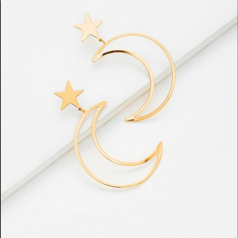 Dangle Moon earrings